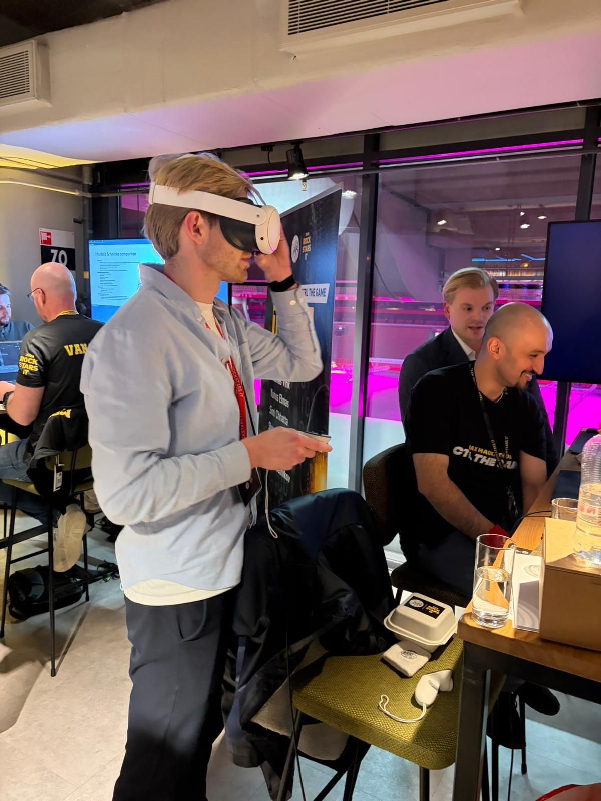 Ajax Hackathon 4